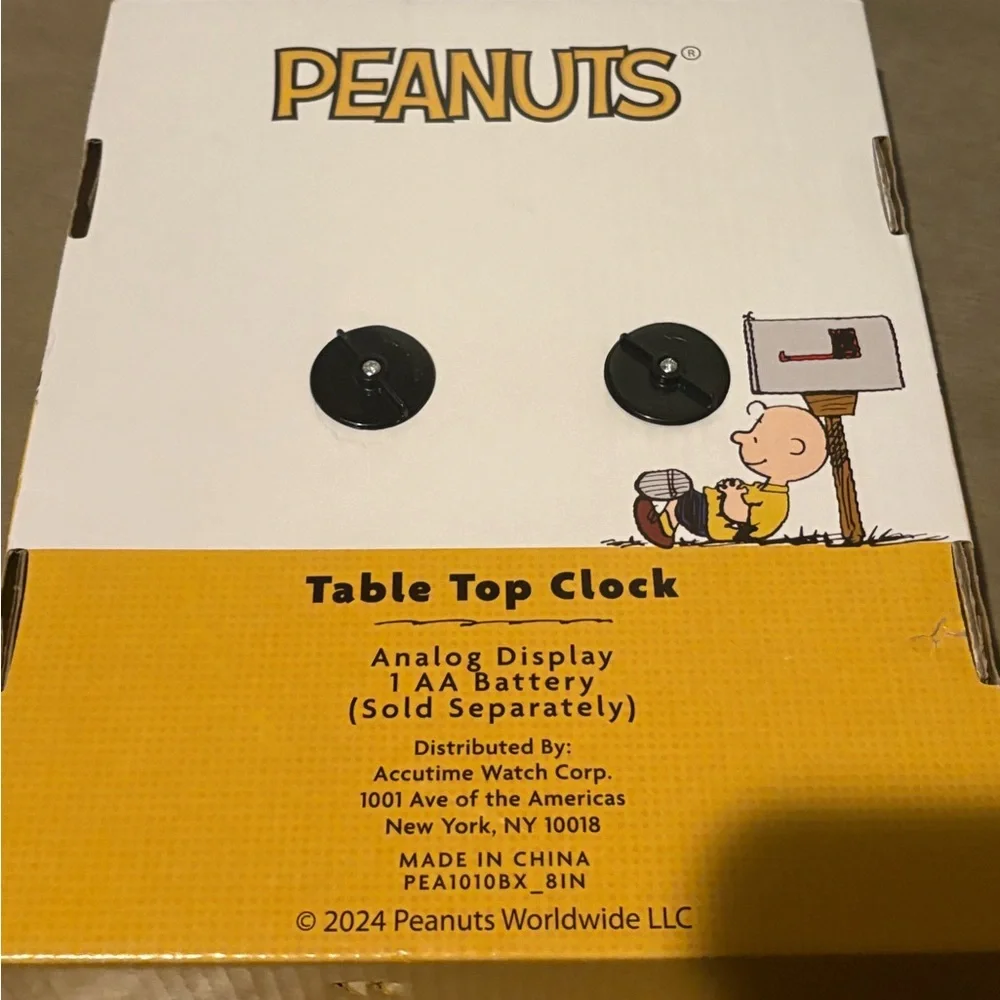 Peanuts snoopy table top clock - Red
